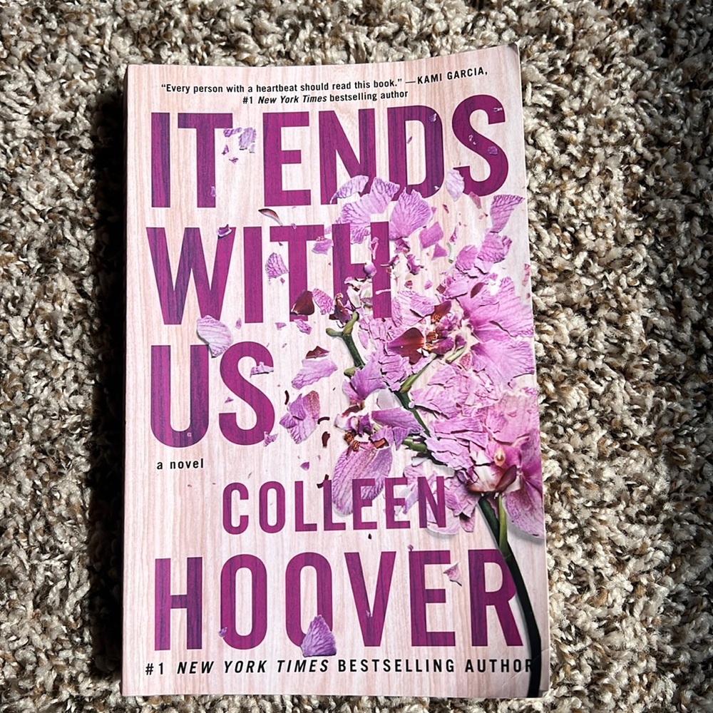 It Ends With Us by Colleen Hoover